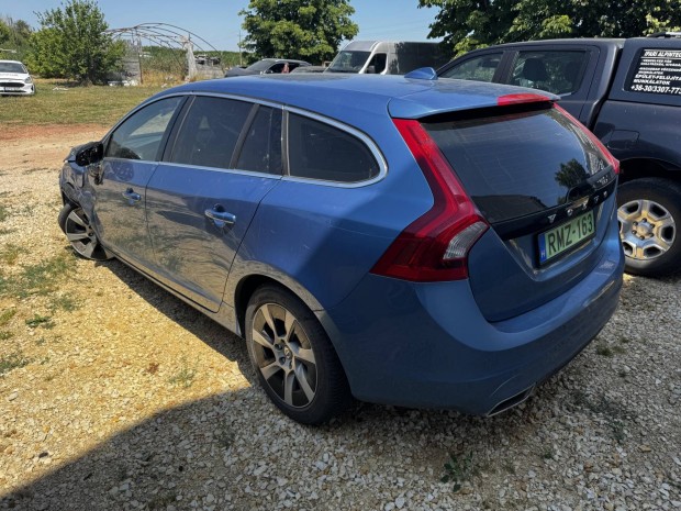 Volvo V60 2.4 D [D6] Phev AWD Momentum Geartron...